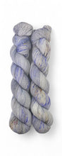 Hurricane Yarn Mystery: The Thunder Rolls