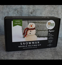Studio Stream : Snowman Needle Felting Workshop
